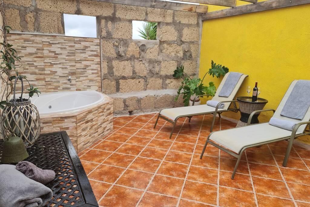 Lovely Two Bedroom Apartment With Amazing View Tejina de Isora Dış mekan fotoğraf